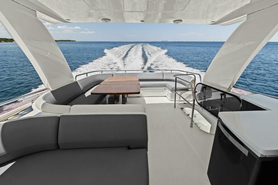 2016 Princess 60 