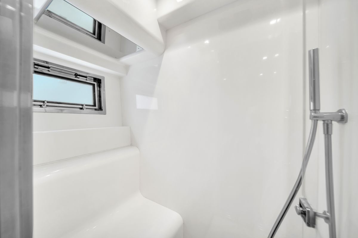 2015 Prestige 75 