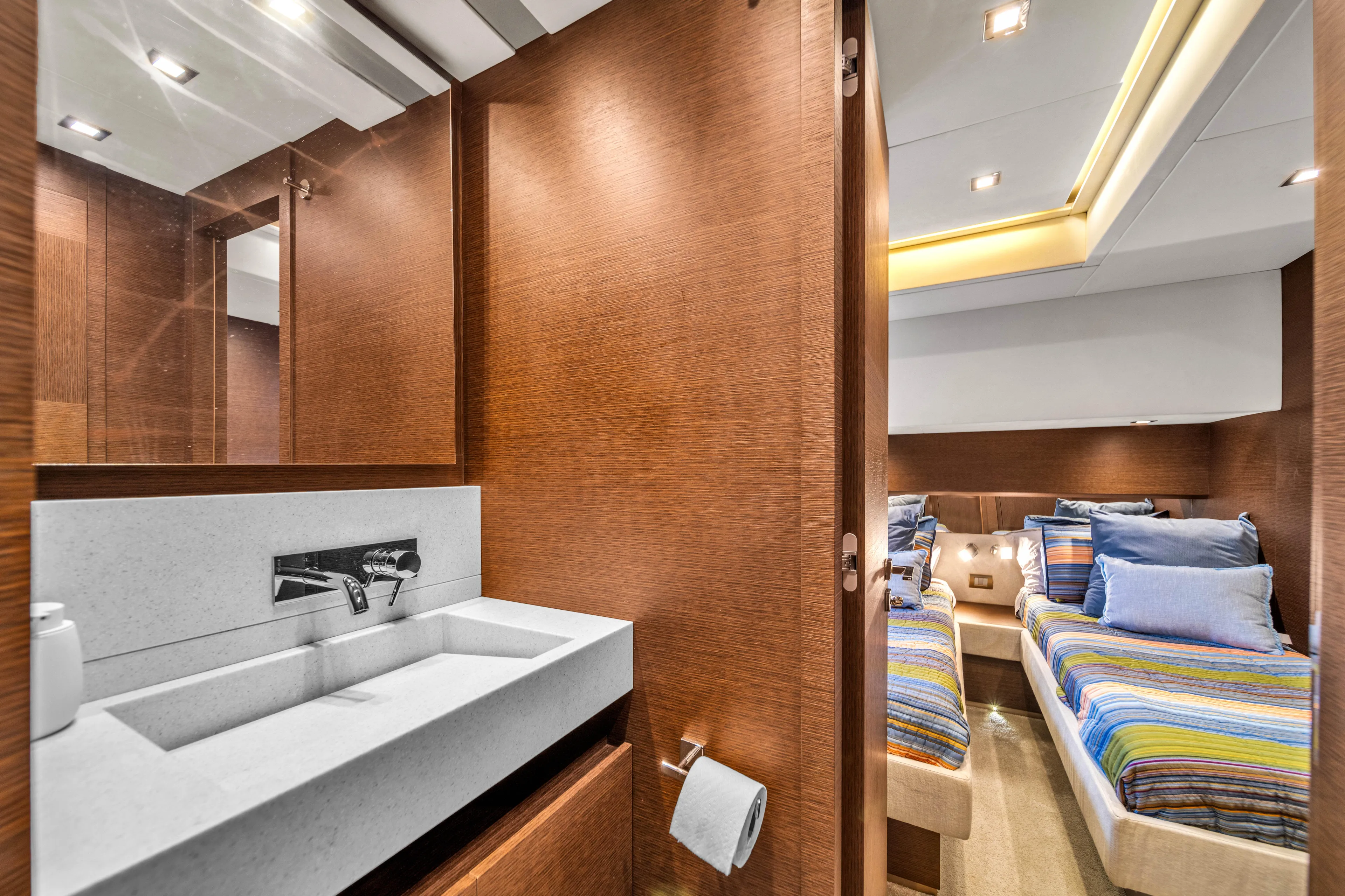 Oceana Yacht Photos Pics 