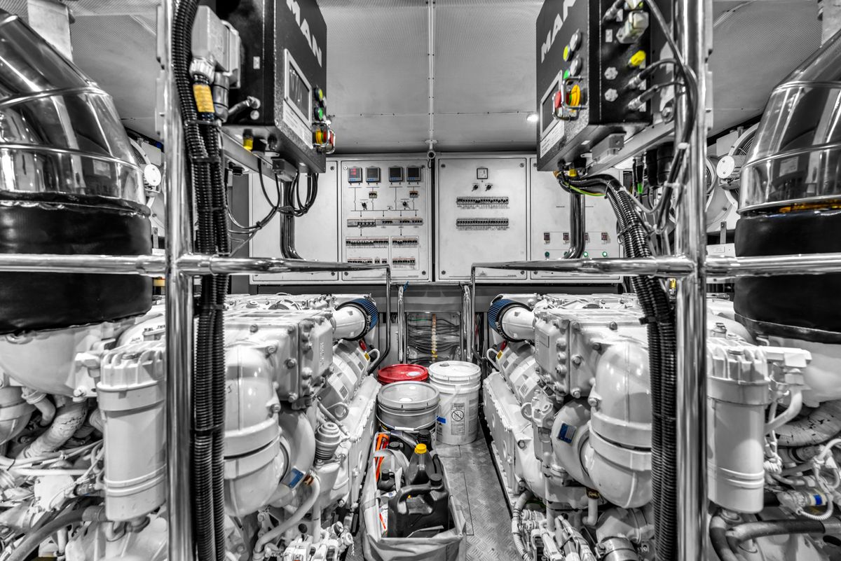 2015 Prestige 75 