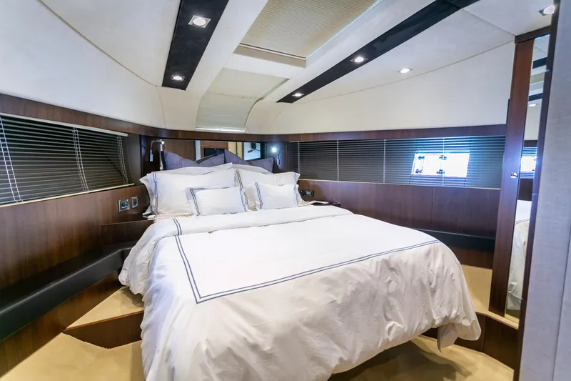 Sea Change Yacht Photos Pics 