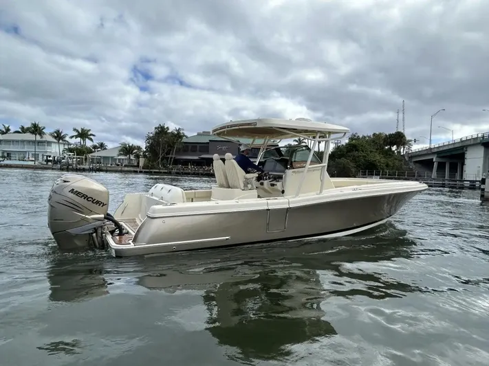  Yacht Photos Pics 2018-Chris-Craft-Catalina-30