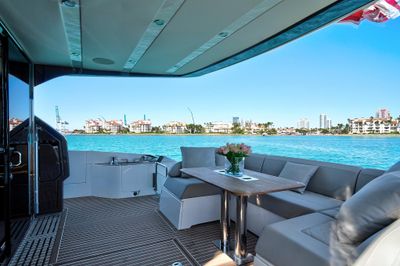 Yacht