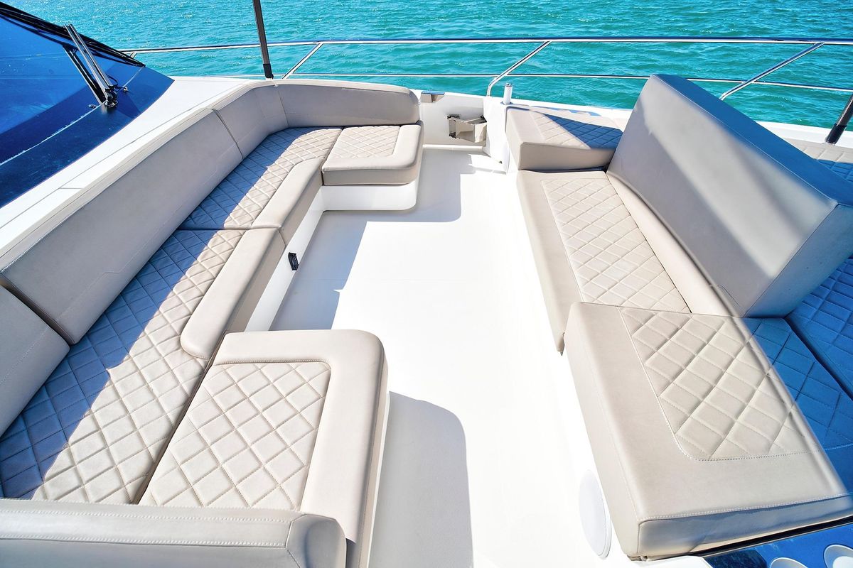 2021 Fairline 68 