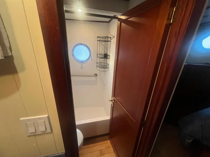 Bazan Yacht Photos Pics 