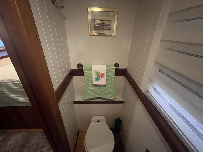 Bazan Yacht Photos Pics 