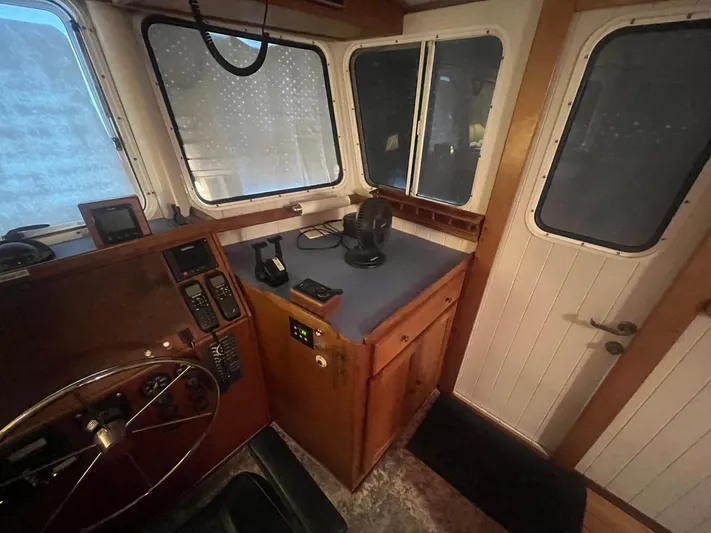 Bazan Yacht Photos Pics 