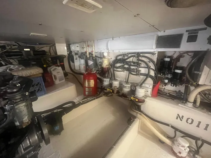 Bazan Yacht Photos Pics 