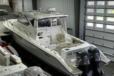 Pursuit OS 355 Offshore