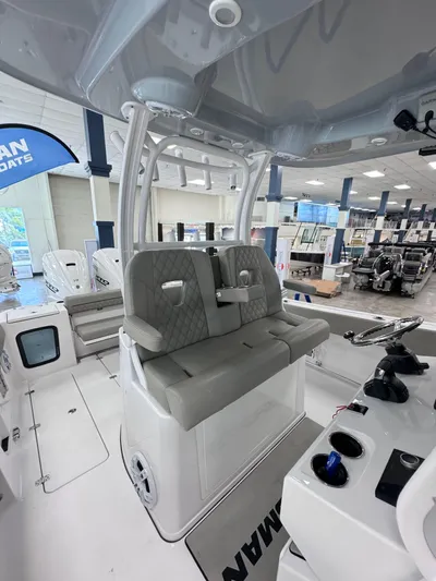  Yacht Photos Pics 2025 SPORTSMAN 322 OPEN - Image 8