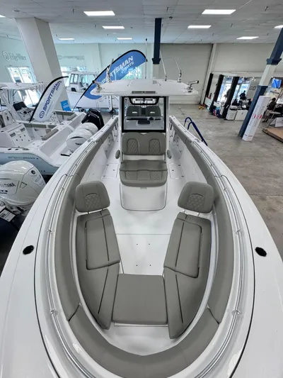  Yacht Photos Pics 2025 SPORTSMAN 322 OPEN - Image 9