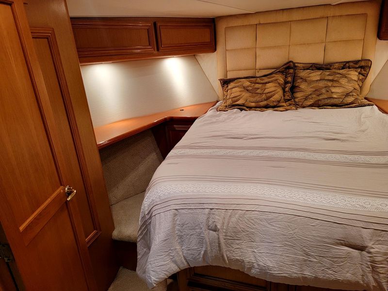 2002 Cavileer 48 Flybridge Sportfish