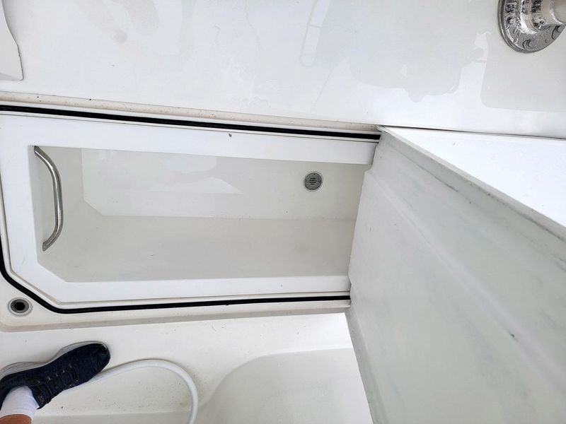 2002 Cavileer 48 Flybridge Sportfish