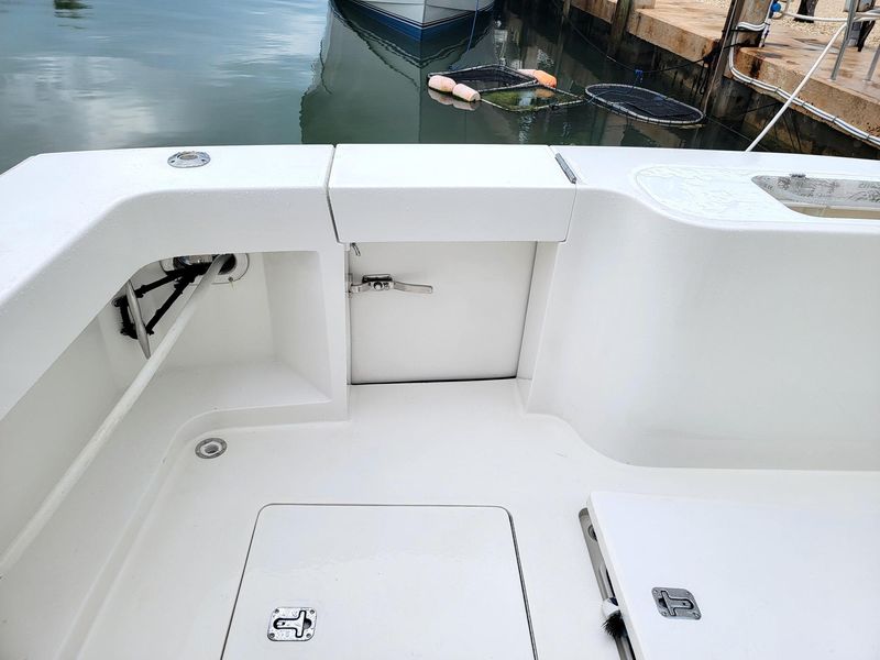 2002 Cavileer 48 Flybridge Sportfish