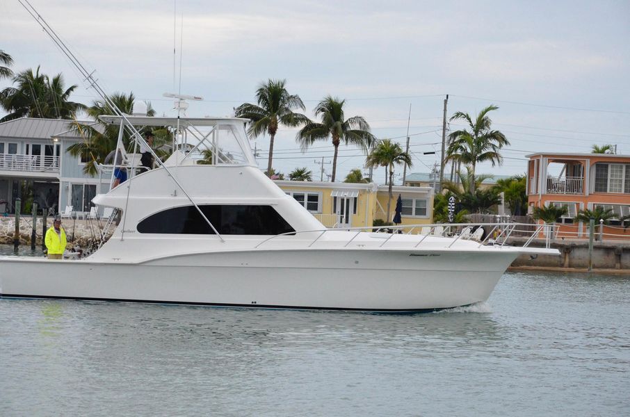 2002 Cavileer 48 Flybridge Sportfish