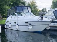 2000 Maxum 2700 SCR