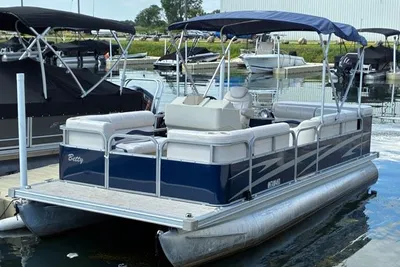 SunChaser 820 Cruise