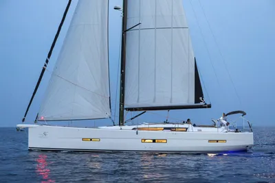 2021 Dufour 56