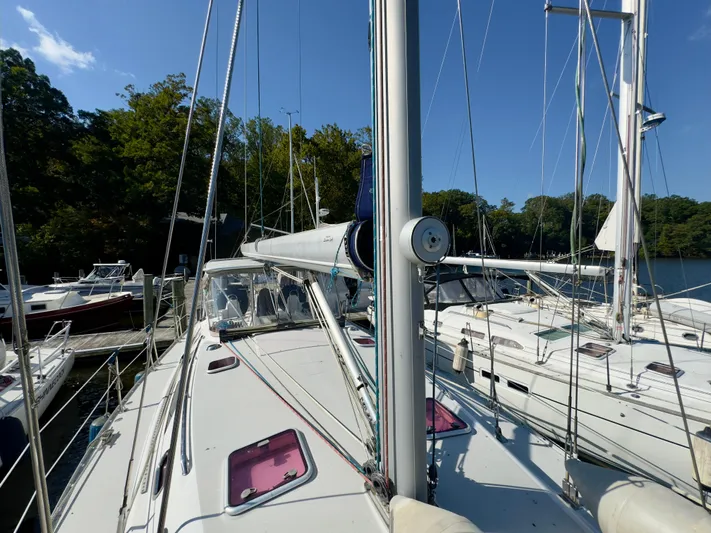 Ayewash Yacht Photos Pics LeisureFurl Boom Front