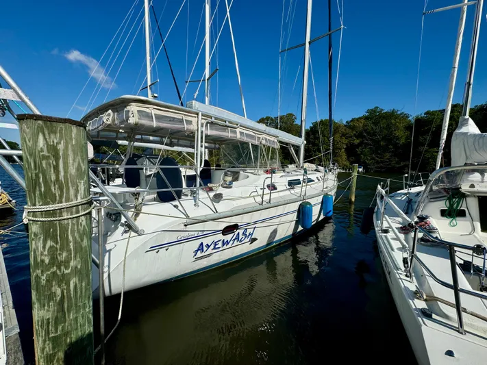 Ayewash Yacht Photos Pics Side View in the Water