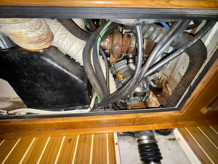 Ayewash Yacht Photos Pics Engine Rear Access