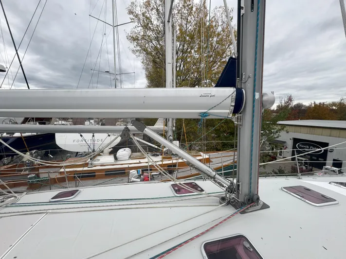 Ayewash Yacht Photos Pics Full Batten in-Boom Furling