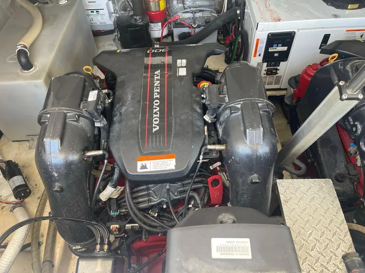  Yacht Photos Pics Volvo Penta engine in 2015 Regal 35 Sport Coupe boat.