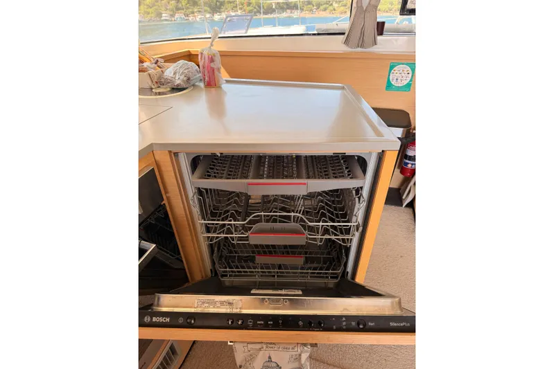 Chicago Yacht Photos Pics Open Bosch dishwasher in Lagoon 52 F yacht kitchen, 2020 model.