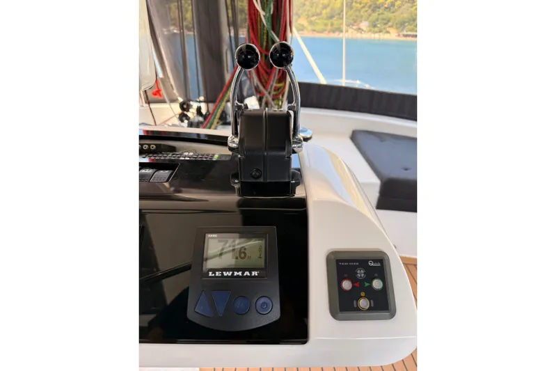 Chicago Yacht Photos Pics Control panel of a 2020 Lagoon 52 F yacht with Lewmar display and throttle levers.