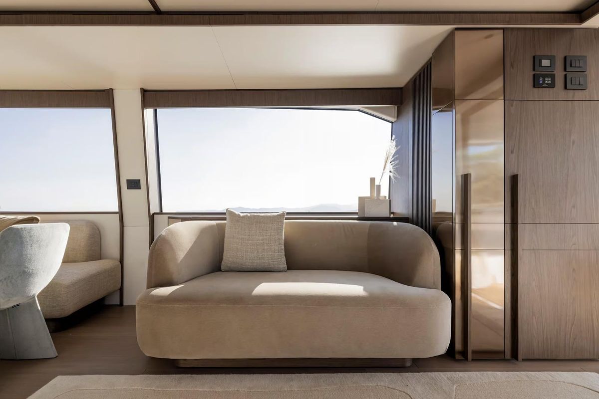 2024 Azimut 74 