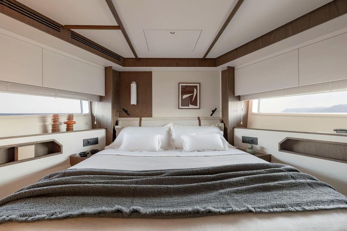 2024 Azimut 74 