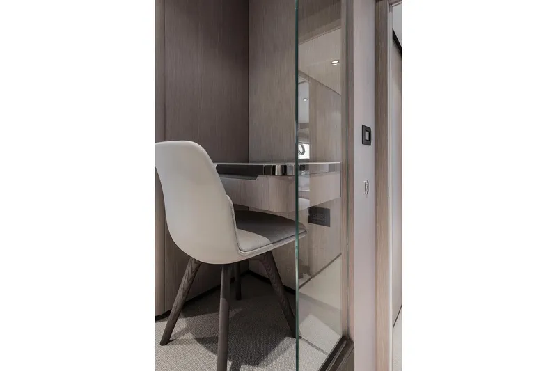  Yacht Photos Pics Ferretti 860 2025