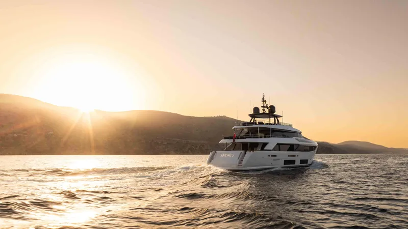 Renewal 3 Yacht Photos Pics 