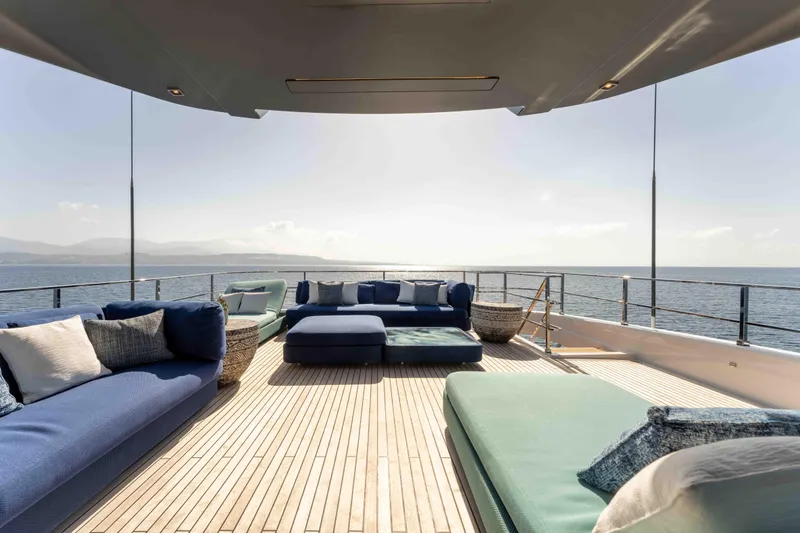 Renewal 3 Yacht Photos Pics 