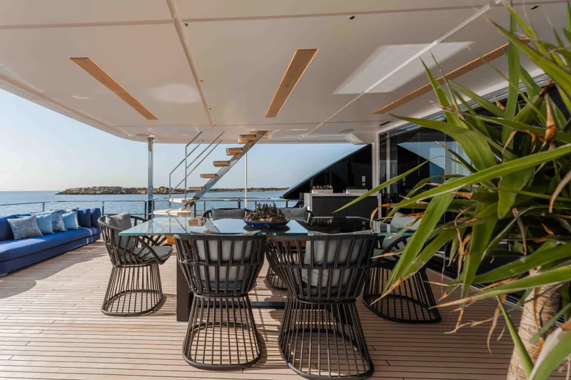 Renewal 3 Yacht Photos Pics 