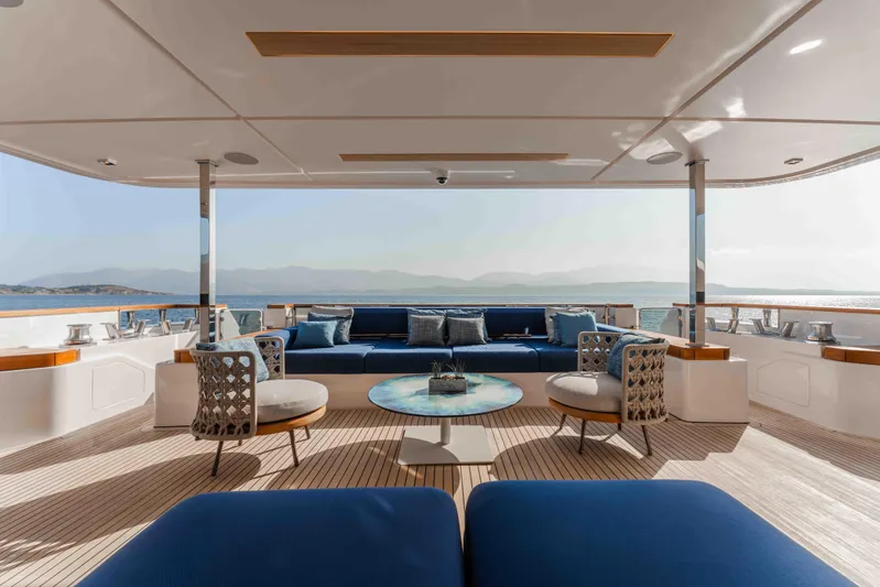 Renewal 3 Yacht Photos Pics 