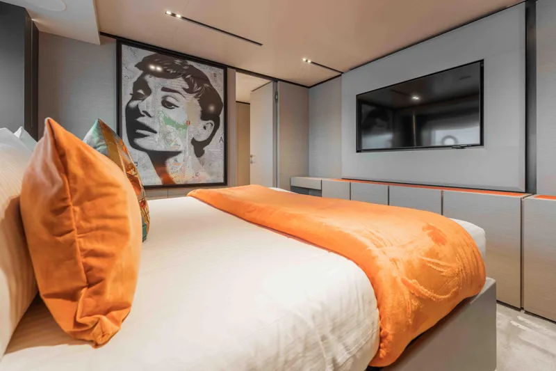 Renewal 3 Yacht Photos Pics 