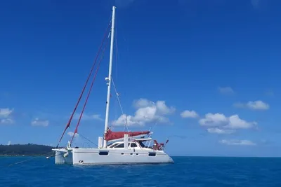 2001 Catana 472