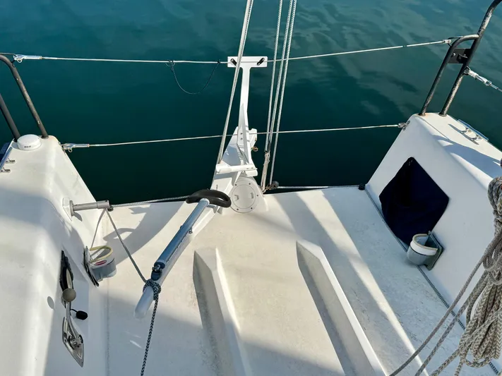 Easy Yacht Photos Pics Cockpit of a 2014 J Boats J/88 yacht on calm water.