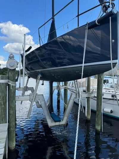 Easy Yacht Photos Pics 2014 J Boats J/88 sailboat on a boat lift.