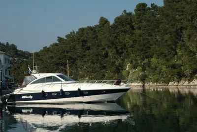 2004 Windy 43 Typhoon