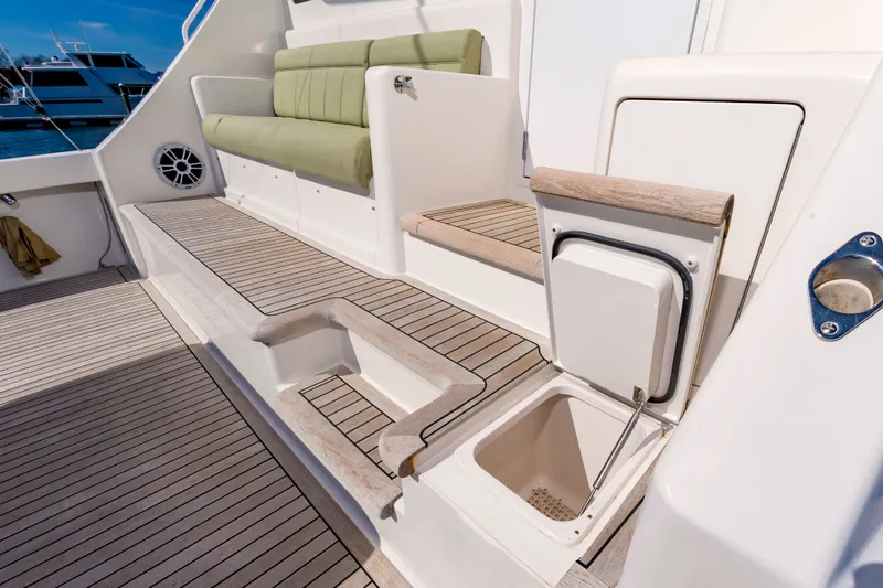 Surf Rider II Yacht Photos Pics 