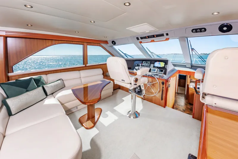 Surf Rider II Yacht Photos Pics 