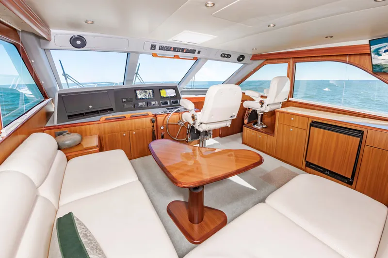 Surf Rider II Yacht Photos Pics 