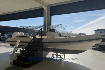 2019 Custom Jokerboat CLUBMAN 28