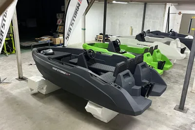 2025 SeaStorm 14