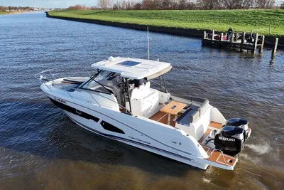 2019 Jeanneau Cap Camarat - 10.5 WA