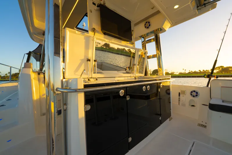  Yacht Photos Pics 2022 Jeanneau Leader 12.5 WA boat interior with sleek design and modern amenities.