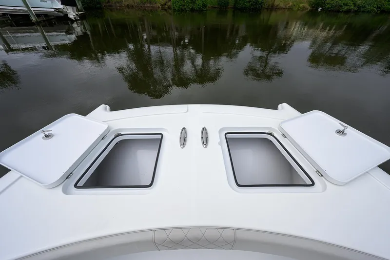 Nitsa Yacht Photos Pics Freeman 42 Nitsa - Bow