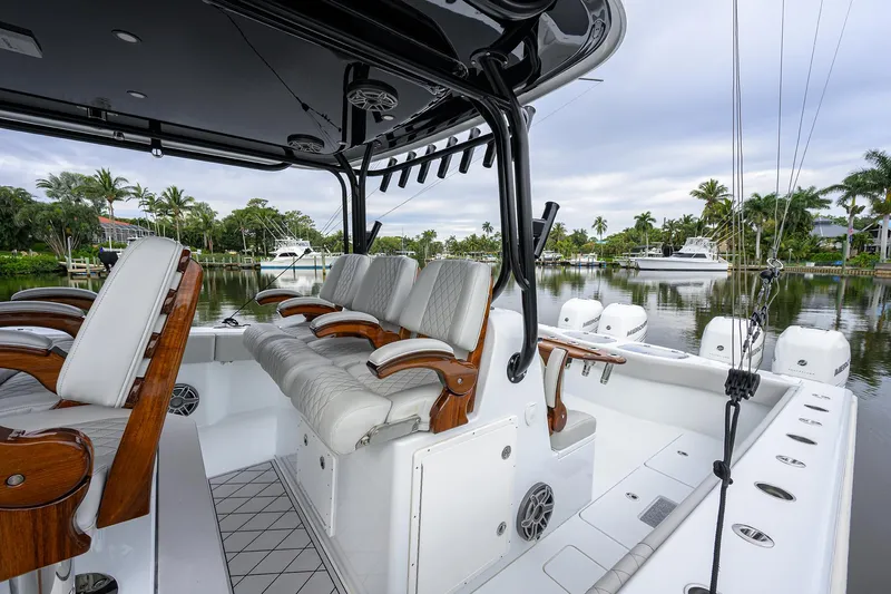 Nitsa Yacht Photos Pics Freeman 42 Nitsa - Helm